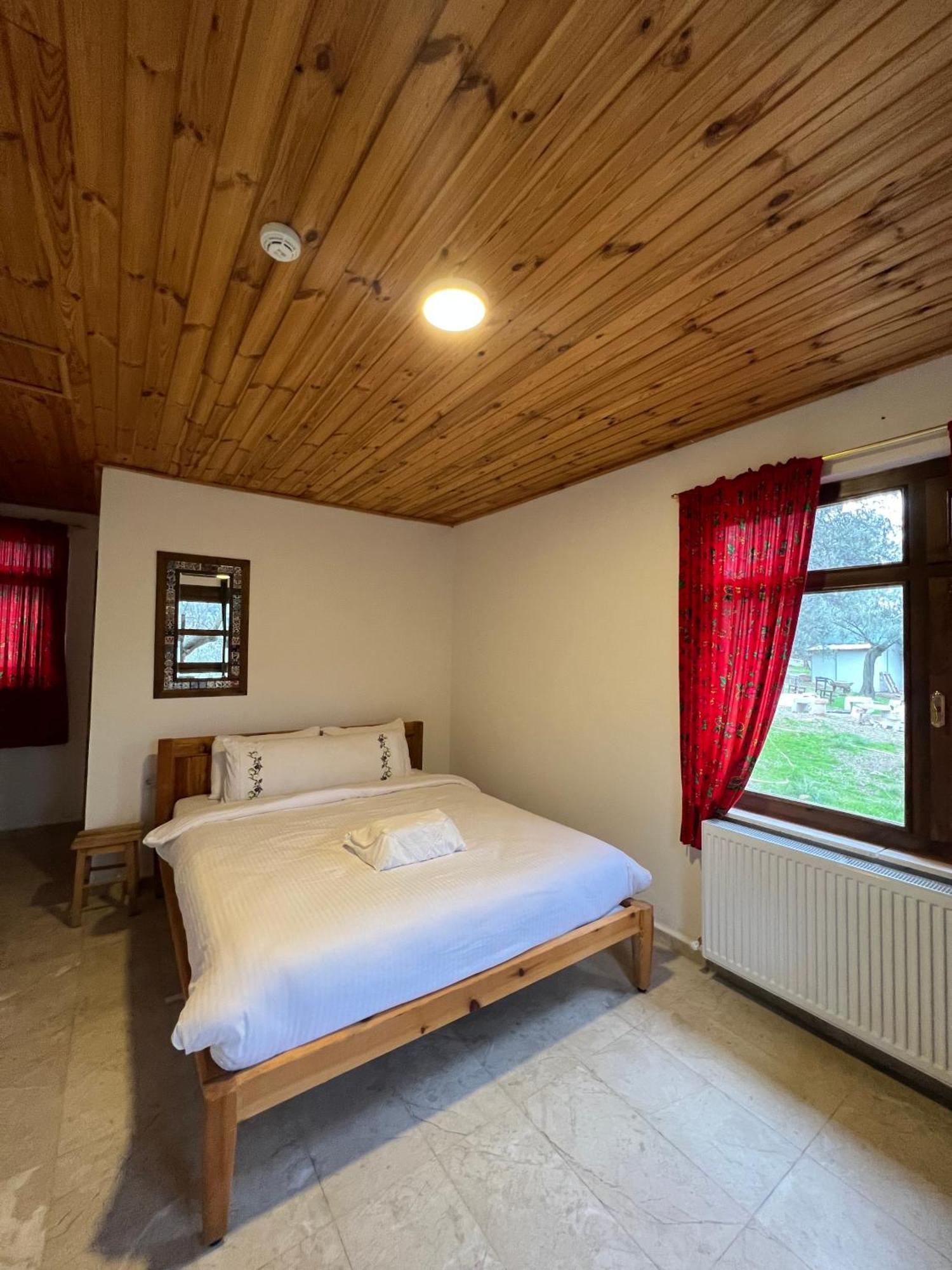 Yiva Kazdaglari Hotel Mehmetalani Exterior photo